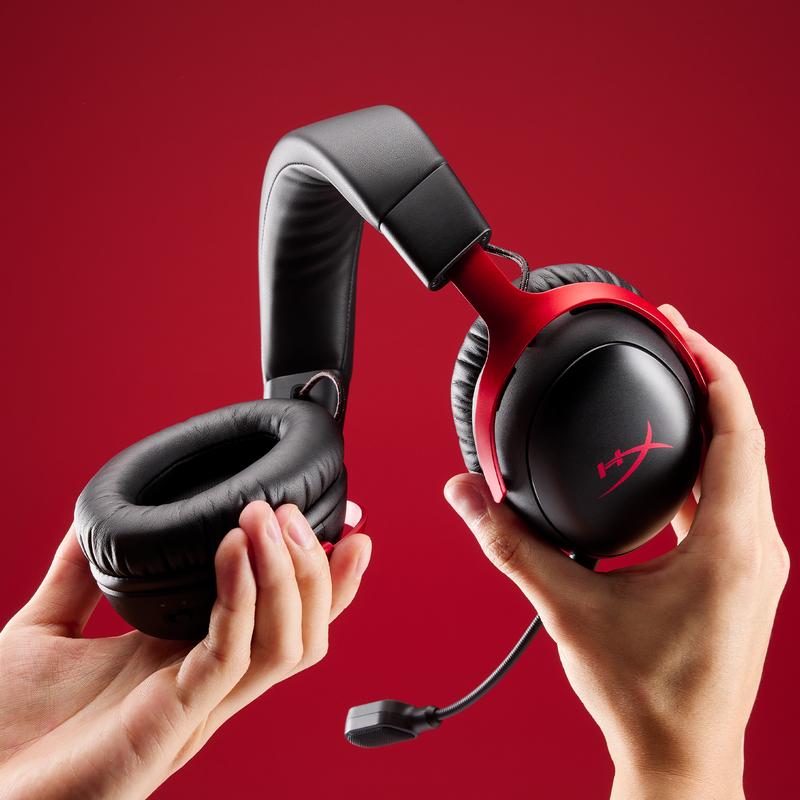 HyperX Cloud III S - Wireless Gaming Headset
