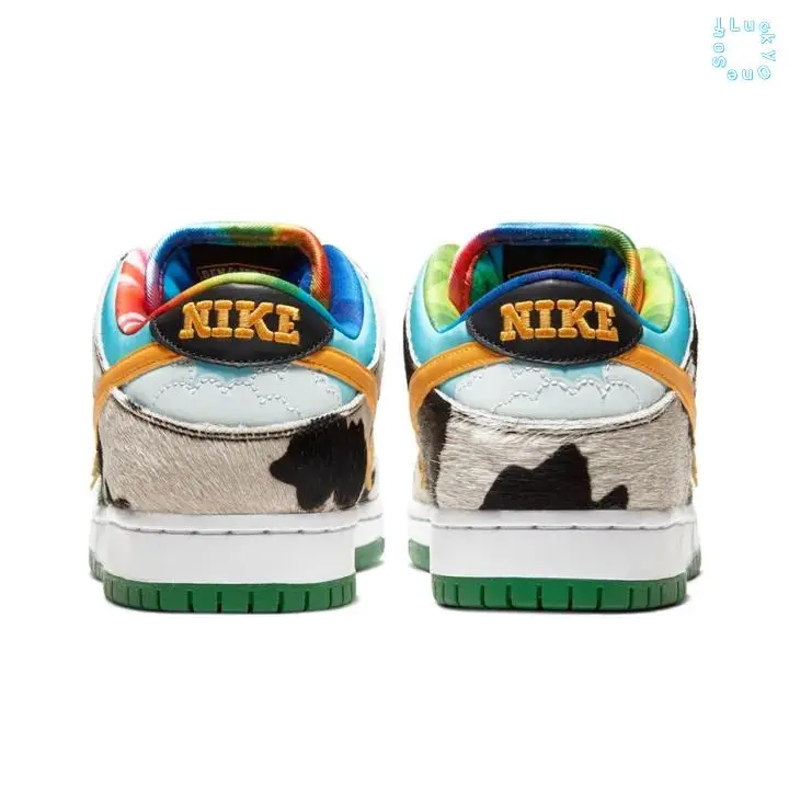 Low-top Skate Sneakers | Multi-material Patchwork Upper Including Cow Print Suede, Smooth Leather and Furry Fabric with Gradient Color Panels | Two-tone White and Green Flat Rubber Sole for Daily Streetwear