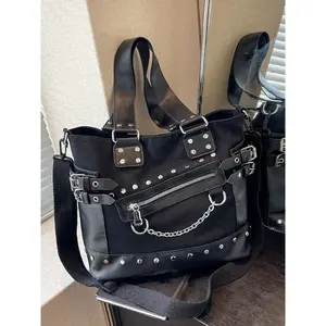 Niche Design Punk Style Rivet Chain Tote Bag, Casual Commuter Bag, Multi-pocket Functional Shoulder Crossbody Bag, Dark Hardware Decorated Handbag, Pu Tote Satchel, Street Style Fashion Trendy and Versatile, Suitable for Daily Travel, Etc