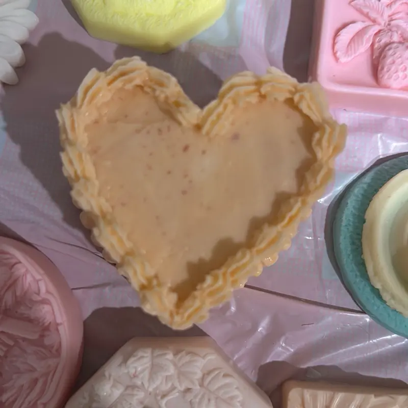 BIG heart scented wash YOUR paws