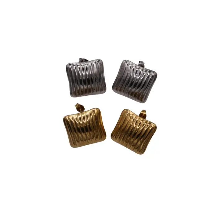 Ribbon Earrings