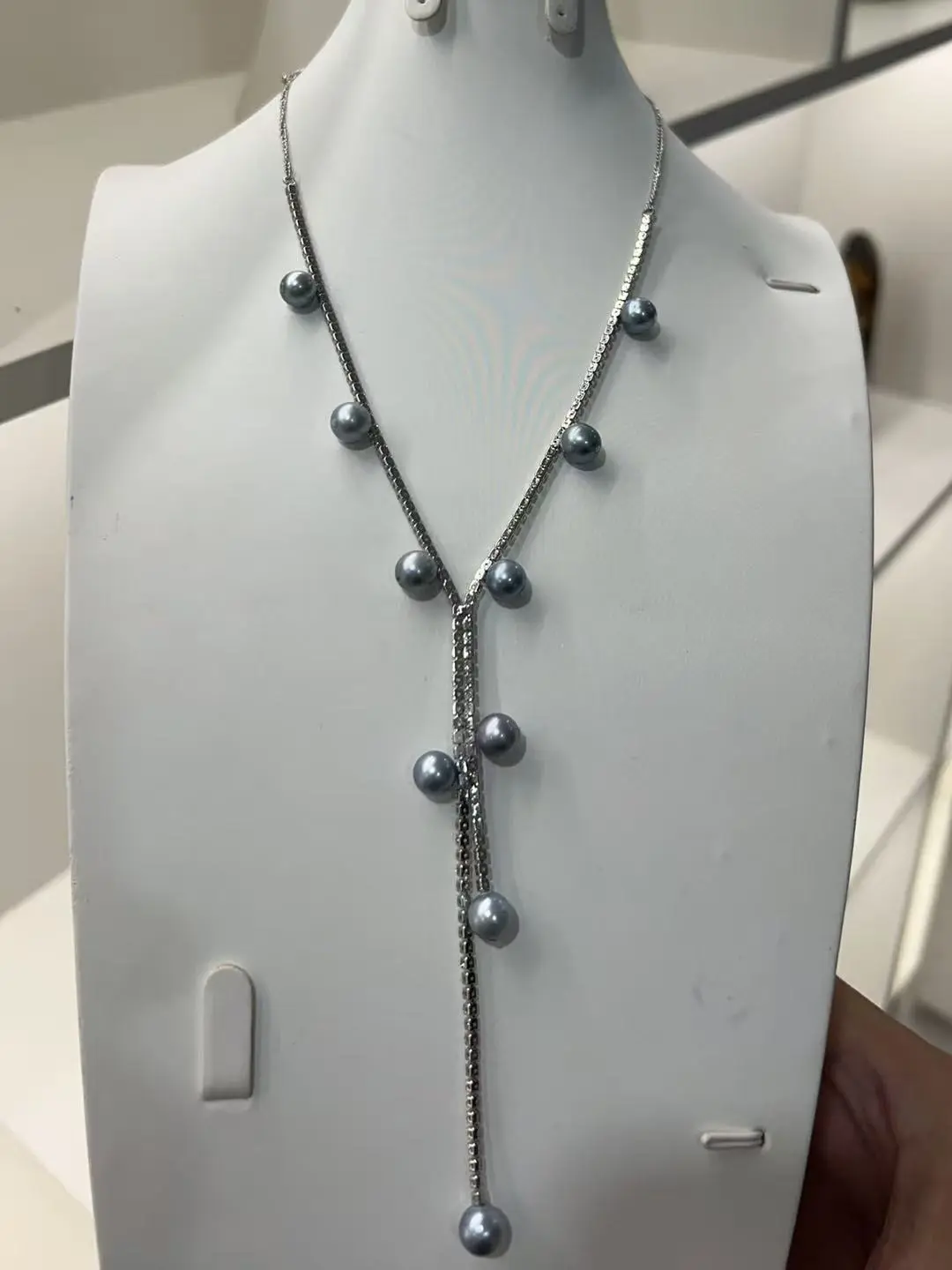 NO.18-Madam Pearl  Necklace