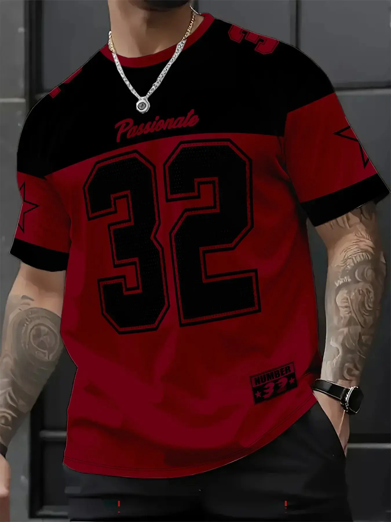 New Men's Casual Round Neck Short Sleeve T-Shirt, Figure & Star Print Football Shirt, Slim-Fitting, Athletic Style, Sporty Tops, Training Shirt, Fitness Shirts, Athletic Sports Clothing