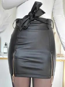 Faux Leather Miniskirt With Double Front Zip - Minifalda De Piel Sintética Con Doble Cremallera Frontal