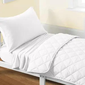 4 count  Bedding Set, Soft and Breathable Microfiber  Sheet Set, Includes Quilted Comforter, Flat Top Sheet, Fitted Sheet, Envelope Pillow Case for Boys and Girls, White