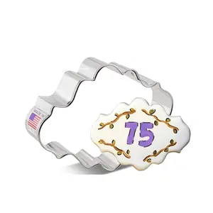 Oval Plaque Cookie Cutter 4"