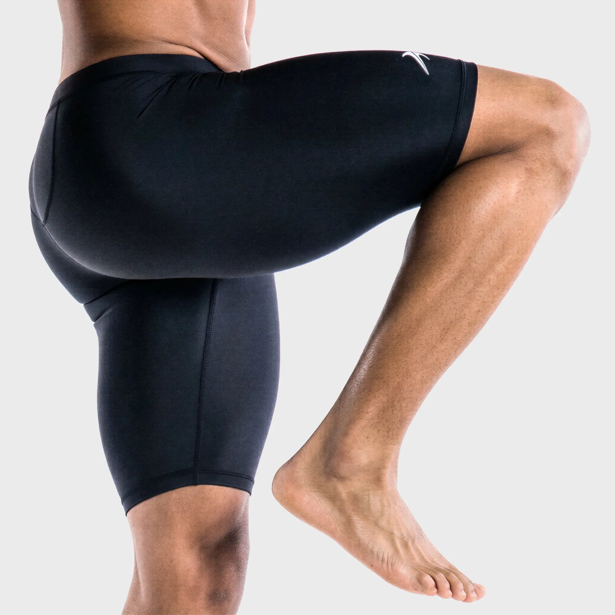 Men's 9-in Compression Shorts, Breathable Nylon Spandex Activewear, Anti-Chafe Base Layer for Workout & Gym with Muscle Support, Breathable Compression Shorts