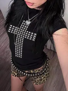 Punk Rivet Cross Print Short Sleeve Tee, Metallic Metal Texture Slim Fit T-Shirt, Dark Trendy Casual Streetwear Top for Men and Women, Womenswear