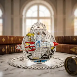 Large Round Hip-Hop Street Style Pendant - European & American Luxe Elaborate Costume Necklace, Ideal for Layering or Solo Wear, Perfect for Daily Use or Gifting