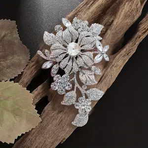 1pc Elegant Floral Brooch Pin, Alloy Silvery-ne with Rhinesne Accents, Fashion Accessory for Women