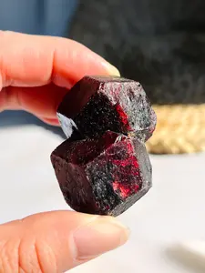 Natural Garnet Stone, Colored Gem Stones, Unique Gift for Crystal Collectors & Meditators, DIY Decoration for Home & Healing Practice, Gift for Holiday Party