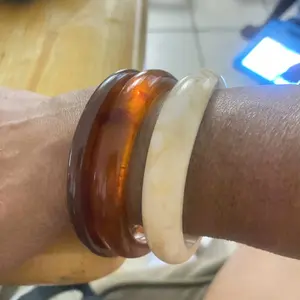 Vintage Resin Amber Acrylic Bangles Set, 4-Piece Fashion Jewelry for Women, High Quality Daily Wear Accessories