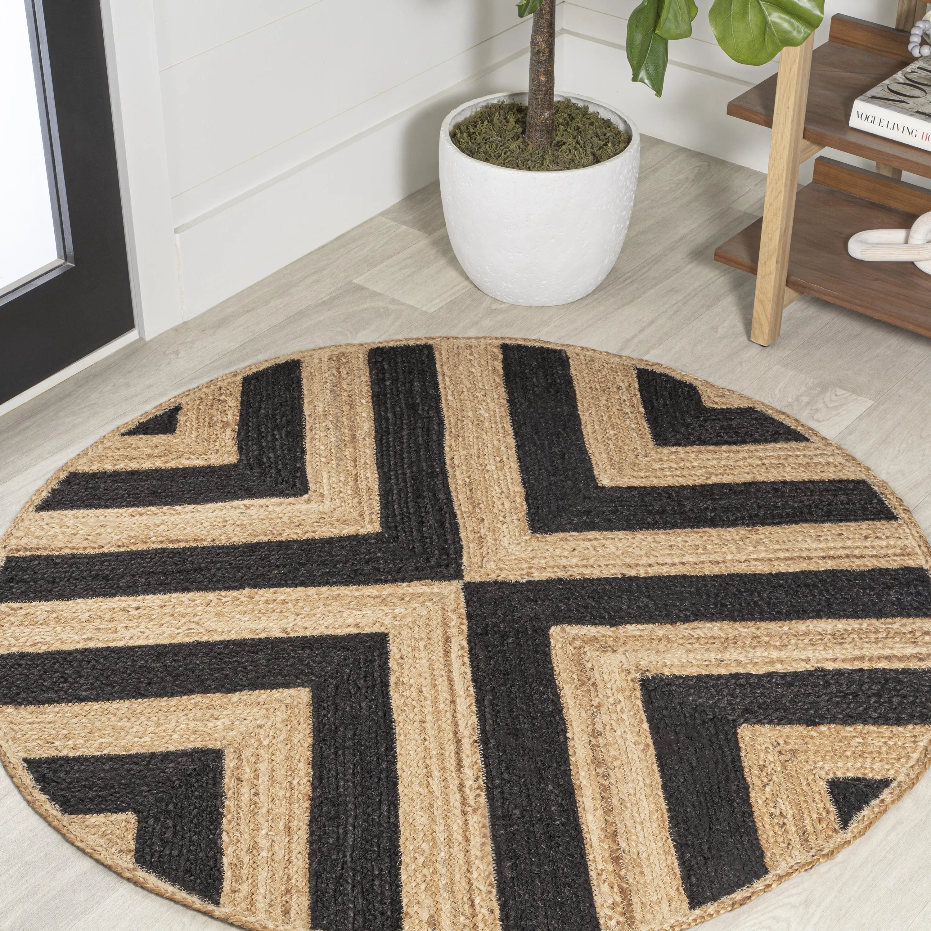 JONATHAN Y Piper Two-Tone Chevron Round Jute Indoor Area Rug; for Living Room, Kitchen, Bedroom, Dining Room, Office JONATHAN Y Piper Two-Tone Chevron Round Jute Indoor Area Rug; for Living Room, Kitchen, Bedroom, Dining Room, Office