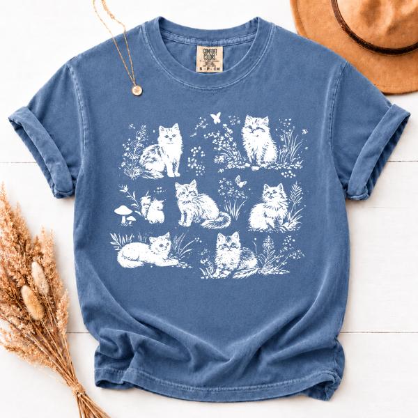 Comfort Colors T-Shirt Vintage Woodland Cats Graphic Tee, Cottagecore Floral Cat Shirt, Nature Lover Feline Design, Unisex Animal Lover Gift