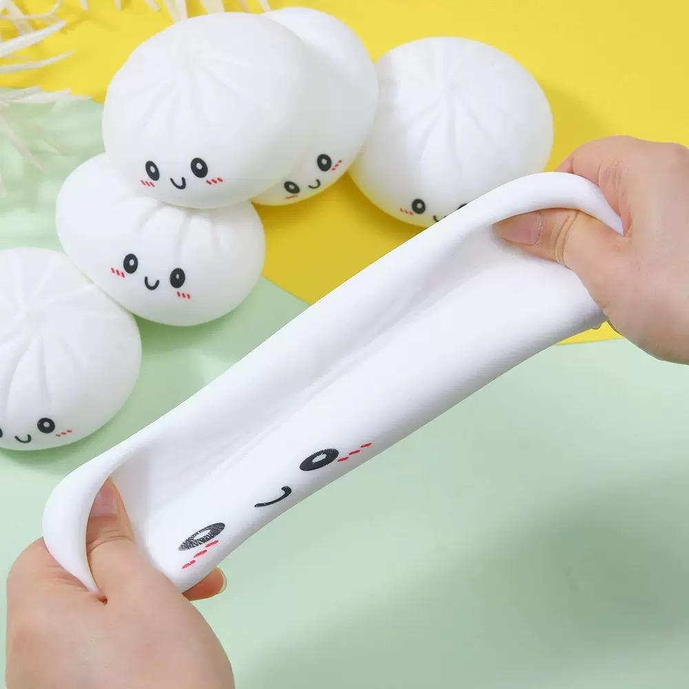 Smiling Face Big Dumpling Squishy Soft TPR Stress Relief Fidget Toy for Kids Cute Emoji Squeeze Toy Perfect Gift for Valentine’s Day & Easter Safe Durable Material