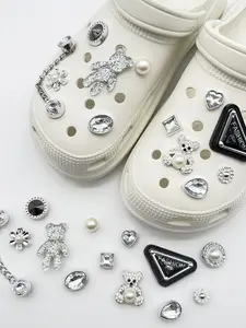Cute Heart Pattern Shoe Accessories Set, Detachable Garden Shoes Decorations, Trendy DIY High-End Style Shoe Charms for All Seasons