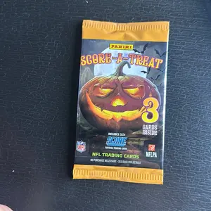 Panini Score-A-Treat Eagles/Seahawks Divy - Guaranteed Card for Buying No Matter What - Includes 3 Cards Inside - NFL Trading Cards