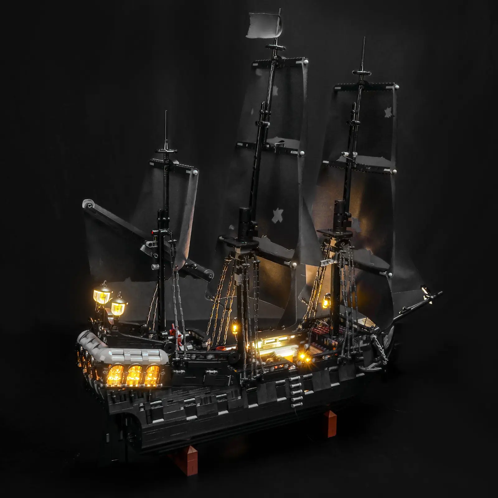 BrickBling LED Light Kit for Lego Icons Captain Jack Sparrow's Pirate Ship-10365, Unisex Building Block Mod Kit with USB Cable, High-Grade Copper-Adopted ABS Material, Well Hidden Lights for Safety, Birthday Gift for Pirates of the Caribbean Fans, Copper