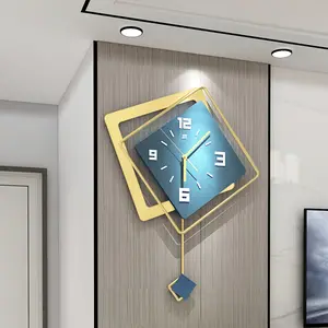 New Large Oversized Silent Metal Wall Clock - Battery Powered Modern Decorative Art for Living Room and Bedroom - ≤36V Long-Lasting and Low-Maintenance Aluminium Installation