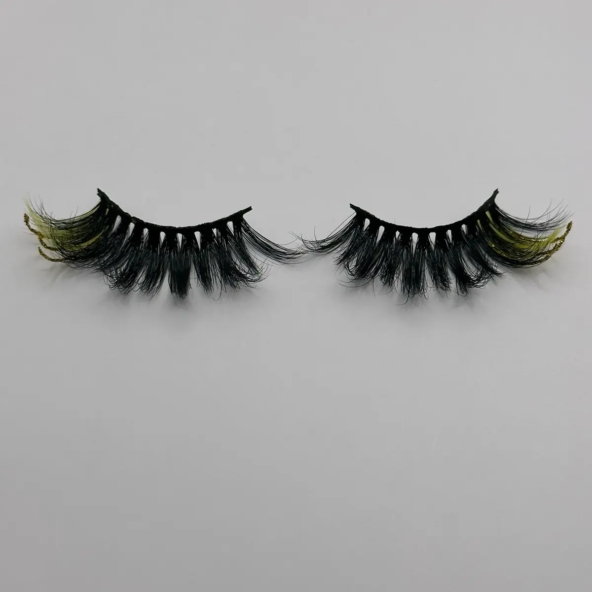 “Beauty” Glitter Lashes