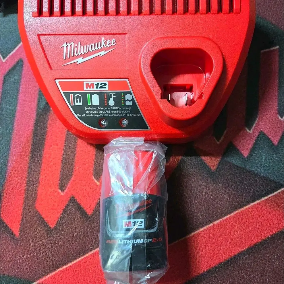 48-59-2420 M12 2.0 Battery with Charger