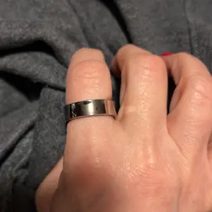 Smart Ring – Wellness Tracker with Heart Rate, Temperature Check, Sleep, Stress & Cycle Reminder Insights | Auto Activity Detection | Fitness Ring for Men & Women | No Subscription | Android & iOS Compatible