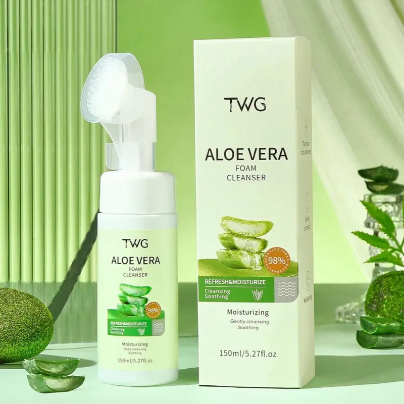 Aloe Vera Face Wash,Hydrating Gentle Facial Foam Cleanser with Brush,Deep Cleansing Long Lasting Oil Control Aloe Vera Face Foaming Cleanser for All Skin Types
