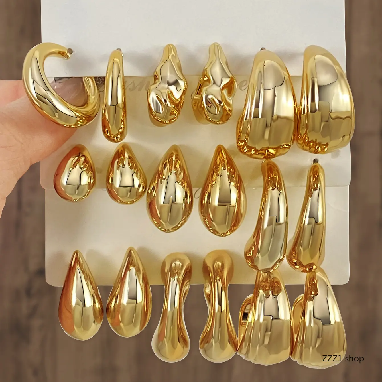 Women's 3-Pair Chunky Gold Earrings Set - Minimalist Sports & Outdoor Accessories with Teardrop Studs, Smooth Domes, Wavy C-Hoops, Teardrops, 3 Pairs, Stud Earrings, Hoop Earrings
