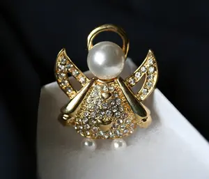 Angel Brooches, Vintage Christmas Angel Pins, Gold Toned Metal Faux Pearl Angel Brooches,