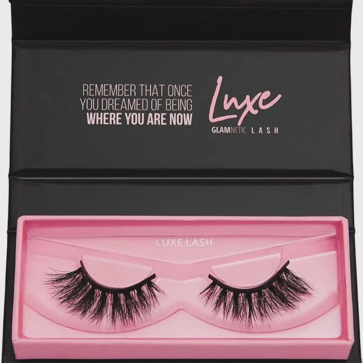 MAGNETIC LASH