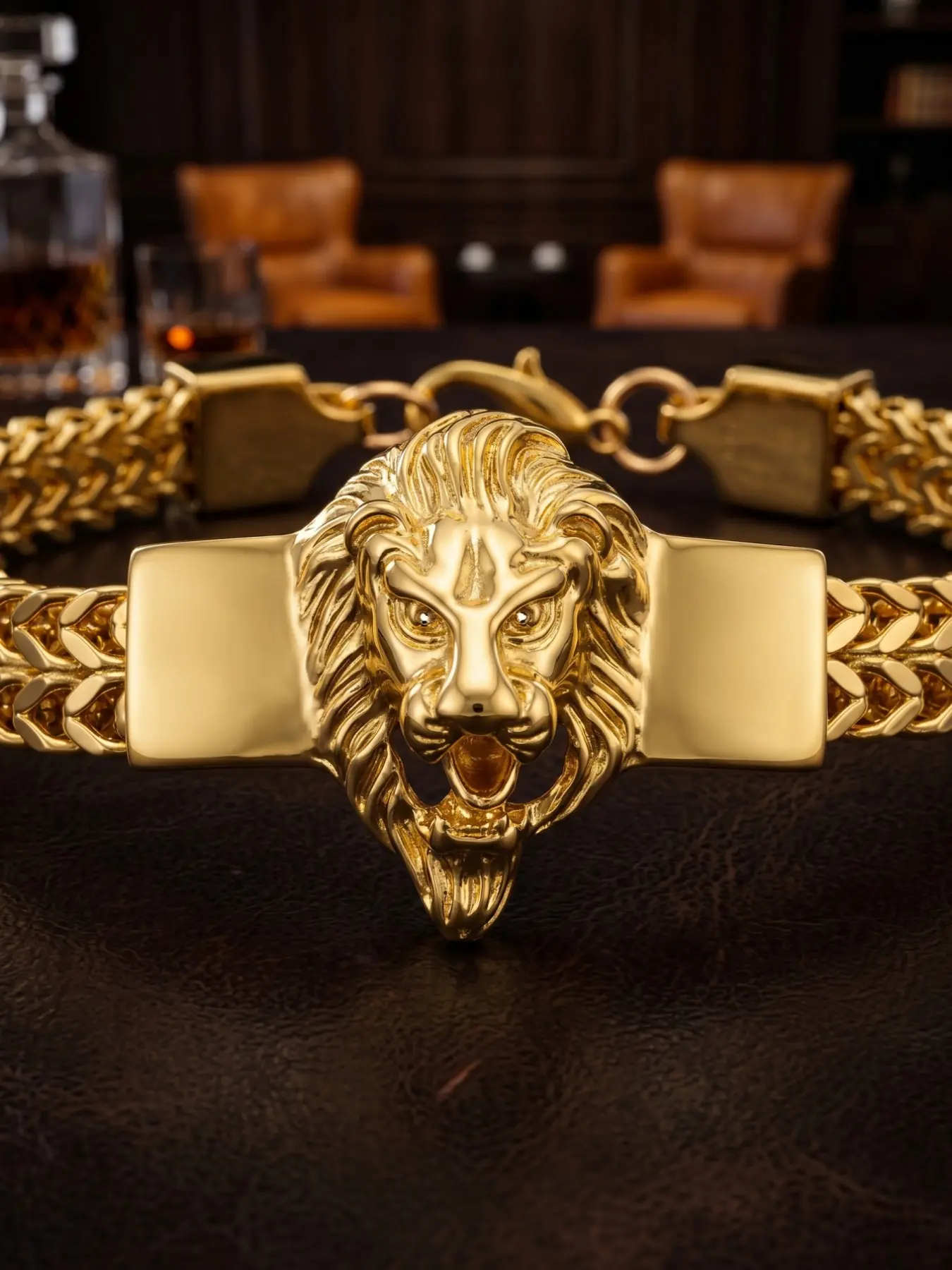 Men's Allergy-Free Lion Head Bracelet, Street Style Titanium Steel, Perfect for Daily Wear, Parties, Gifts