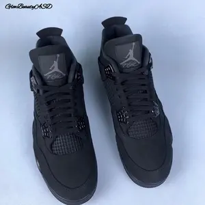 In 2025, Black Cat will reissue its classic and fashionable sports shoes, outdoor running shoes and comfortable basketball shoes