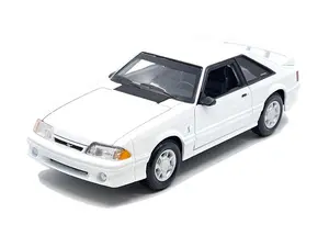 1993 Ford Mustang SVT Cobra – White (Special Edition) Diecast 1:24 Scale Model - Maisto 32906WH