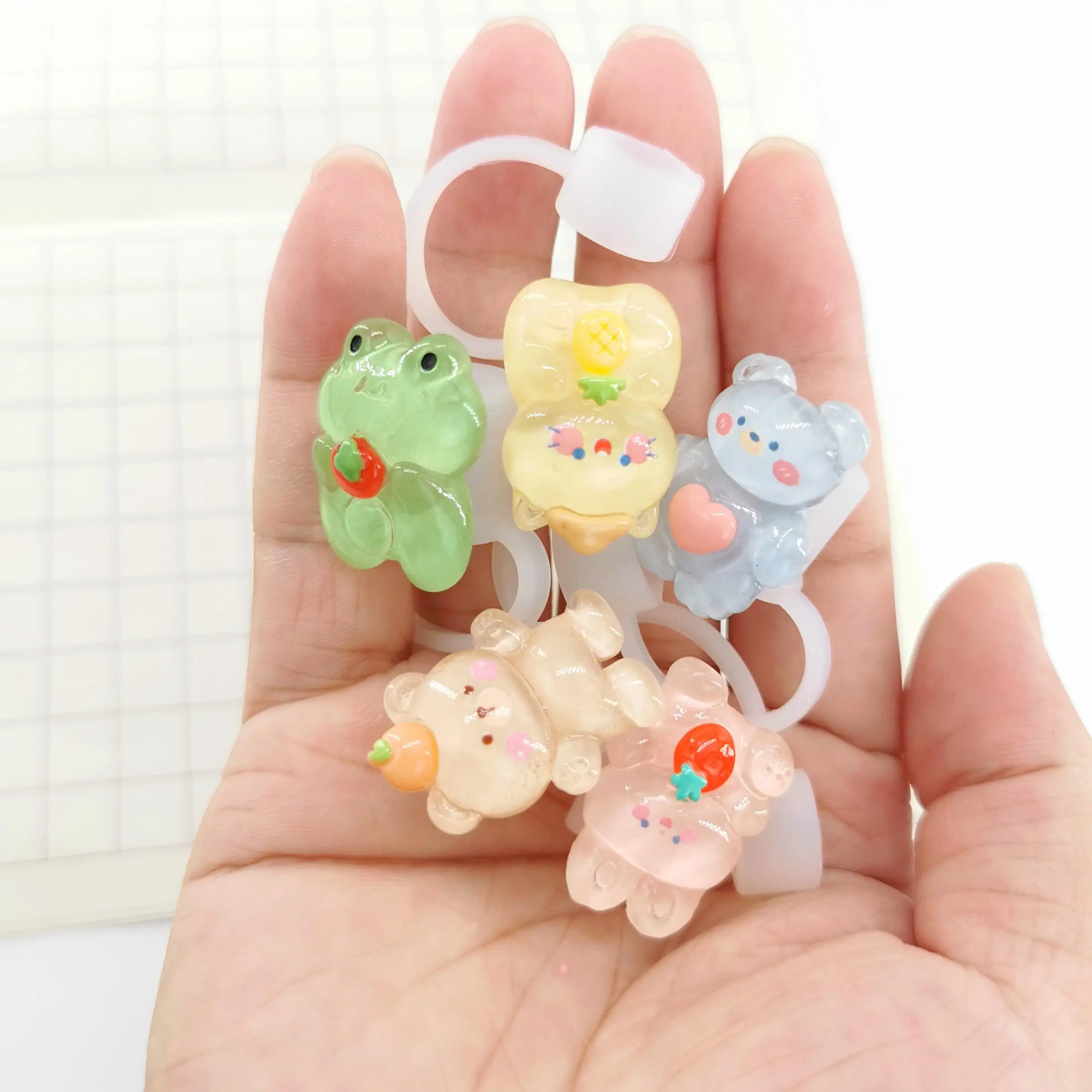 Cute Cartoon Design Silicone Straw Cap, 5 Counts Reusable Dustproof Straw Cover, Drinkware Accessories for Home Office Outdoor Camping