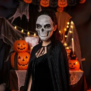 Halloween Party Skull Mask, High-End Rhinestone Face Cover, Unisex Costume Accessory, Perfect for Men & Women, Festival Horror Theme