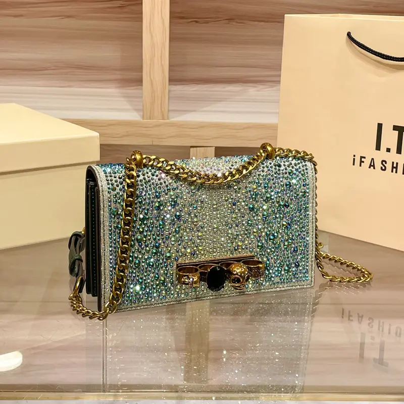 2026 New Retro Emerald Green Rhinestone Handbag, Luxury Mini Square Chain Bag for Elegant Ladies, Multi-Way Underarm, Shoulder, Crossbody & Handheld Purse, Heavy Inlaid Crystal Sparkling Banquet Bag, Eye-Catching for Shopping
