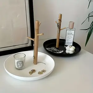 A Single Nordic-Style Entrance Table with a Storage Tray for Keys, Jewelry, And Perfume, Also Serving As a Sundry Storage Box for The Coffee Table, Suitable for Decorating for Family Rooms, Living Rooms, And Offices