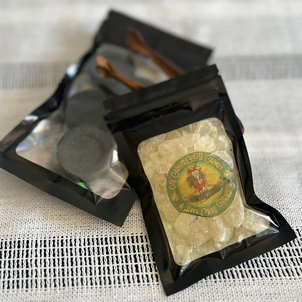 Copal Bundle 1 oz Copal with Charcoal & Safety Tongs - 1 oz Scented Incense for Meditation & Spirituality