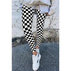 High-waisted black checkered leggings can be worn with a raincoat