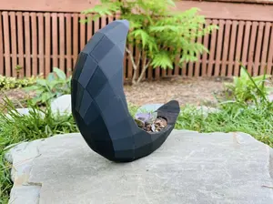 Low Poly Moon Planter