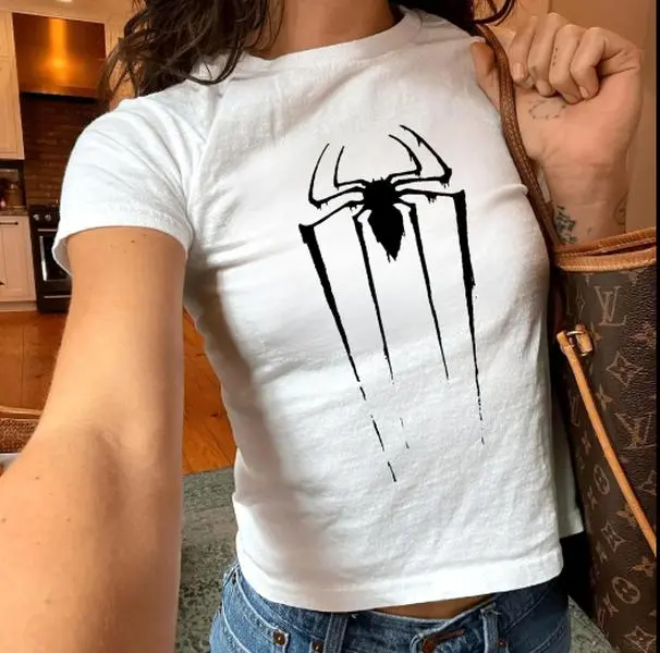 Spider Graphic Baby Tee, Minimal Grunge Insect Logo Shirt, Edgy Aesthetic Baby Tee for Women Streetwear