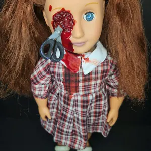 Creepy horror doll Dont run with scissors Stacy