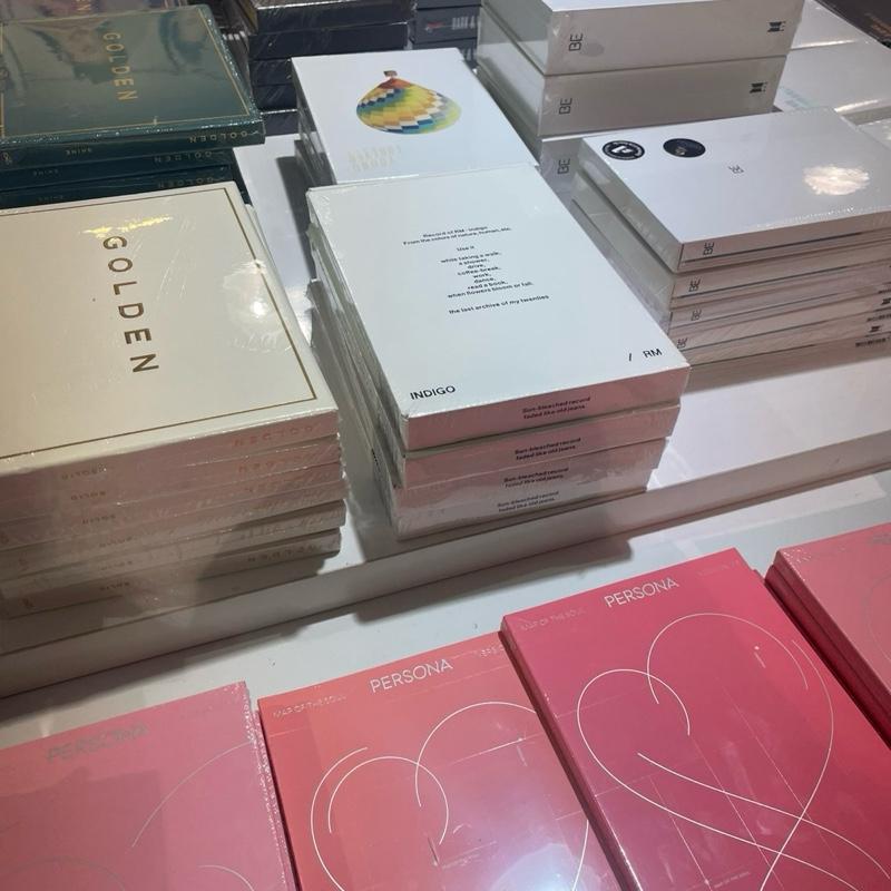 [Min Mango] Mystery K-pop Album [Boy Group]