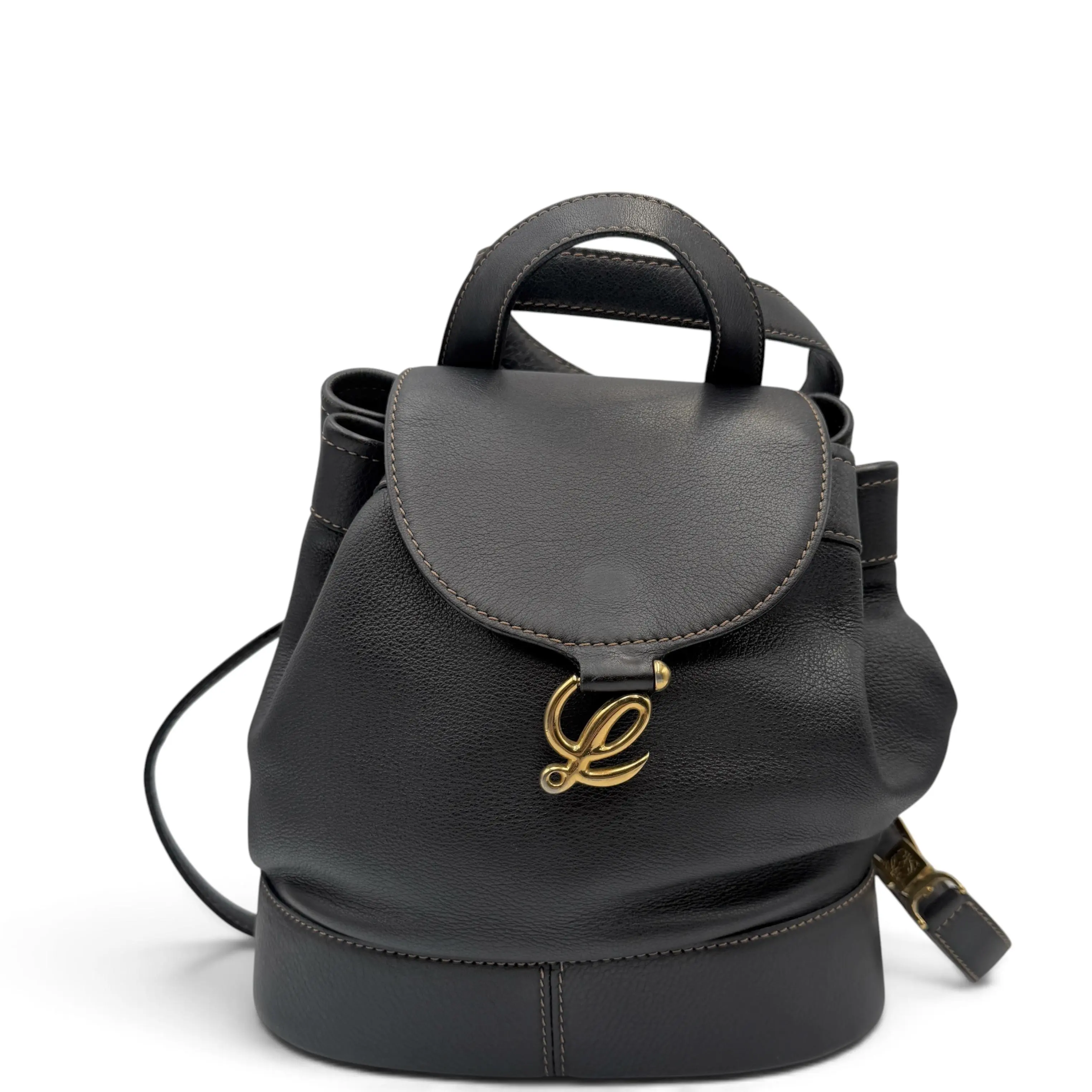 Pre-owned Loewe Leather Backpacks Backpack Calfskin Black (la032526b3)