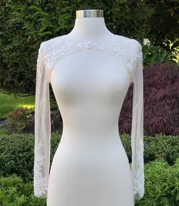 Keyhole back long sleeve wedding dress topper