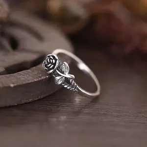 Retro Rose Ring For Women Classic Unisex Vintage Adjustable Open Ring Cuff High End Accessories Designer Jewelry Lovers Gift