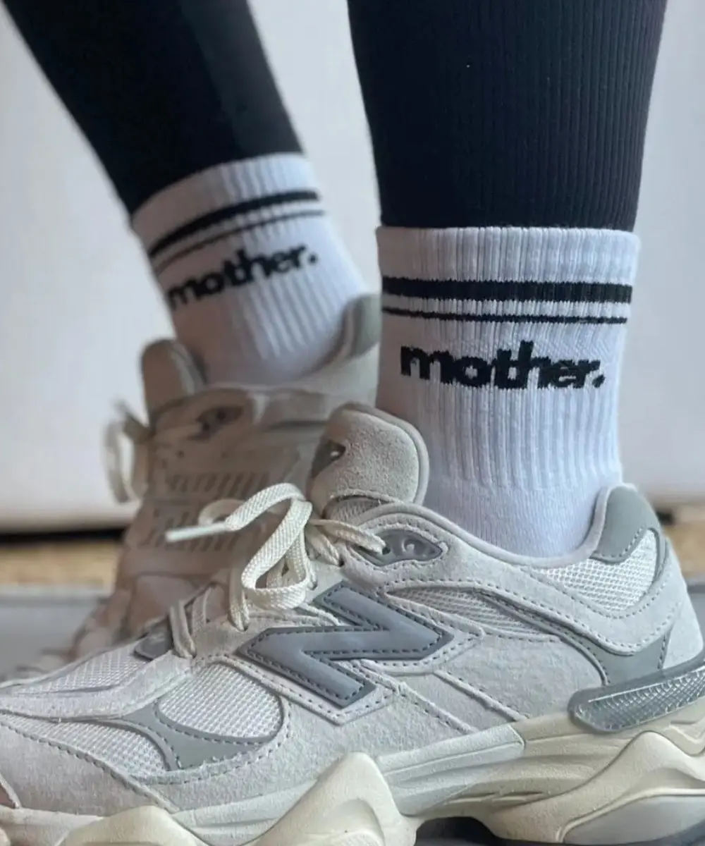 The Mother Throwback Half Crew Striped Socks (White)