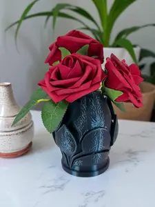 Lotus Bloom Vase – Gothic Flower Pot, Dark Romantic Home Decor, Mythic Petal Sculpture