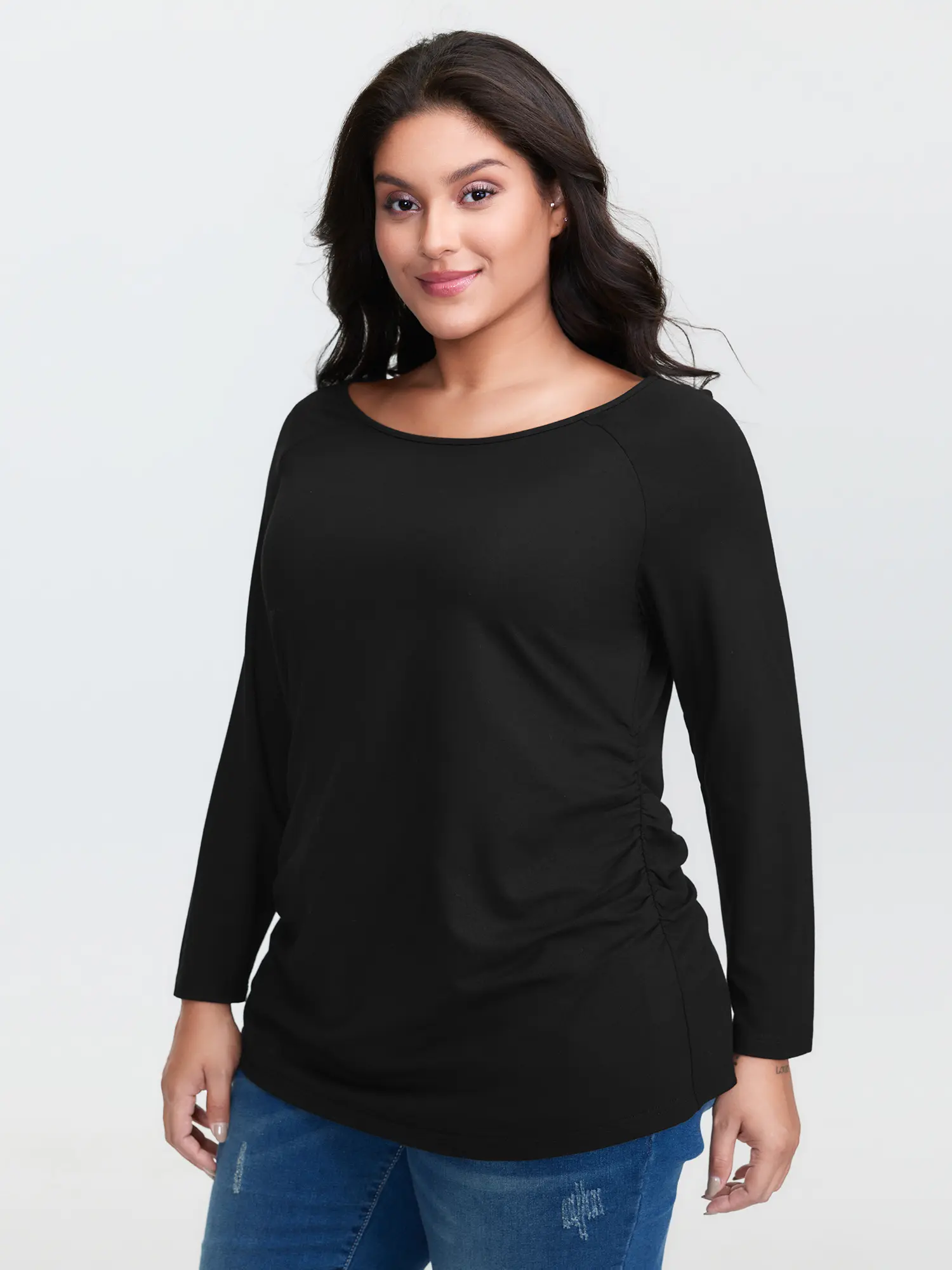 Women's Plus Size T-Shirt in a Fitted Style, Solid Supersoft Fabric Top, A Versatile Casual Piece for Everyday Wear, Bodycon, Lady