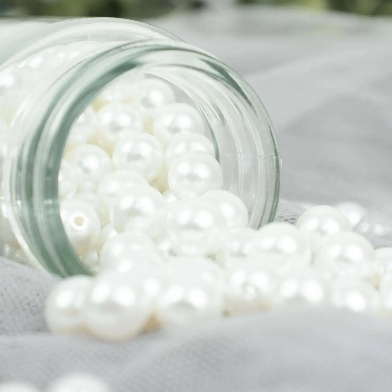 1000-Pack 10mm Glossy White Faux Pearl Craft Beads with Holes - Polished Jewelry Making Supplies, Beads for Bracelets, Handmade Beading Material for DIY Craft Embellishments, Fashion Accessories & Vase Filler